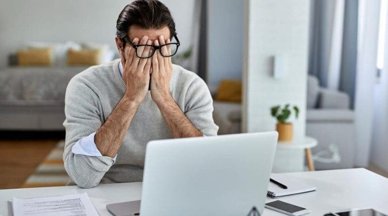 PEC da escala 6x1 avança no Congresso e trabalhadores acompanham possível mudança na jornada CLT.